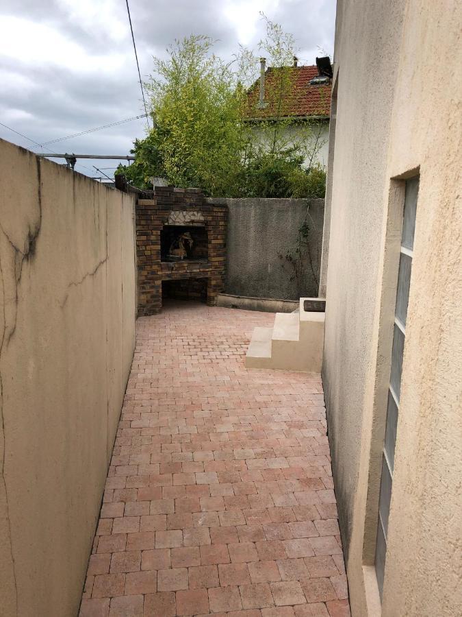 Alloappartmeuble_L'Emeraude Houilles Εξωτερικό φωτογραφία