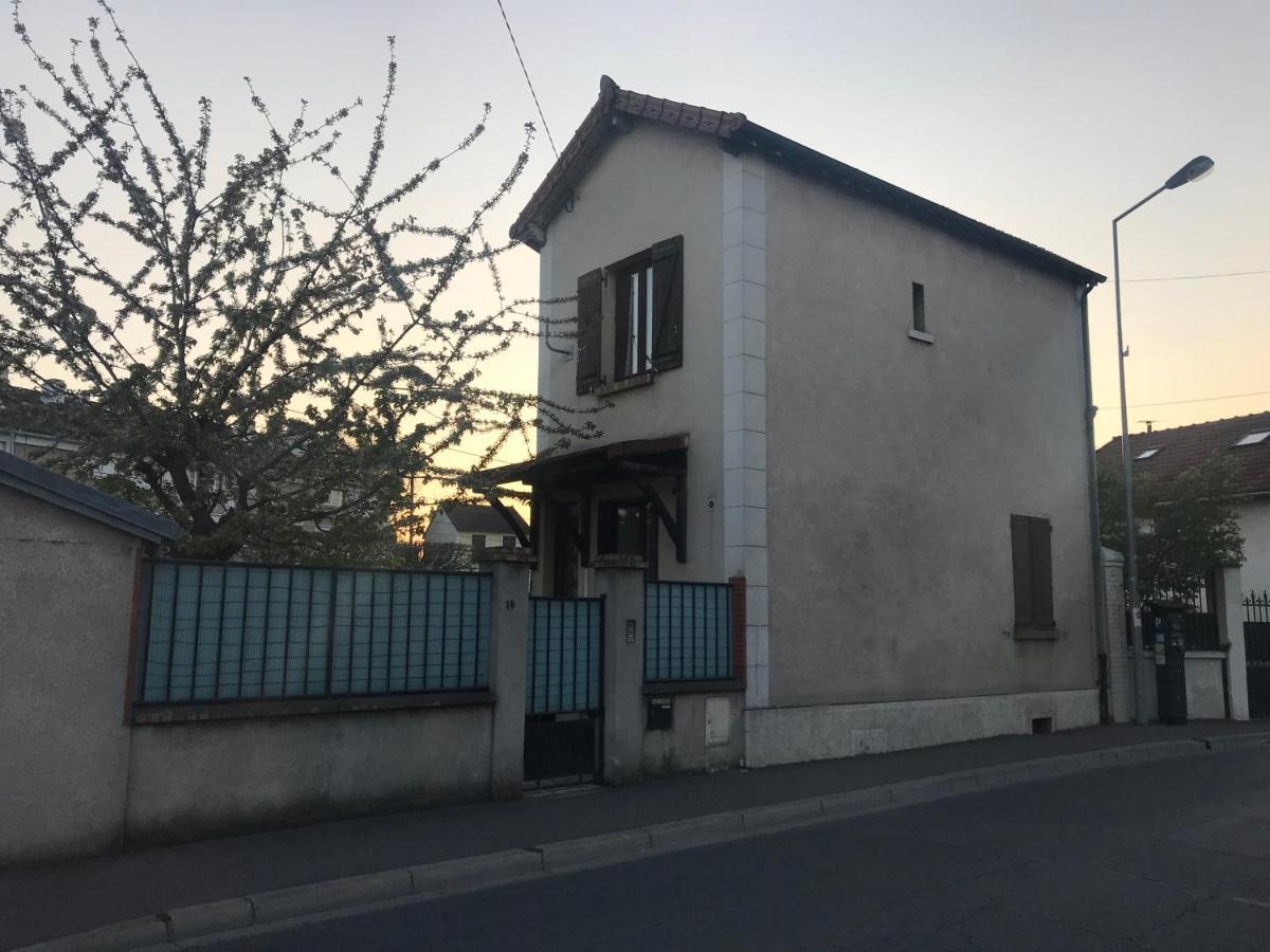 Alloappartmeuble_L'Emeraude Houilles Εξωτερικό φωτογραφία